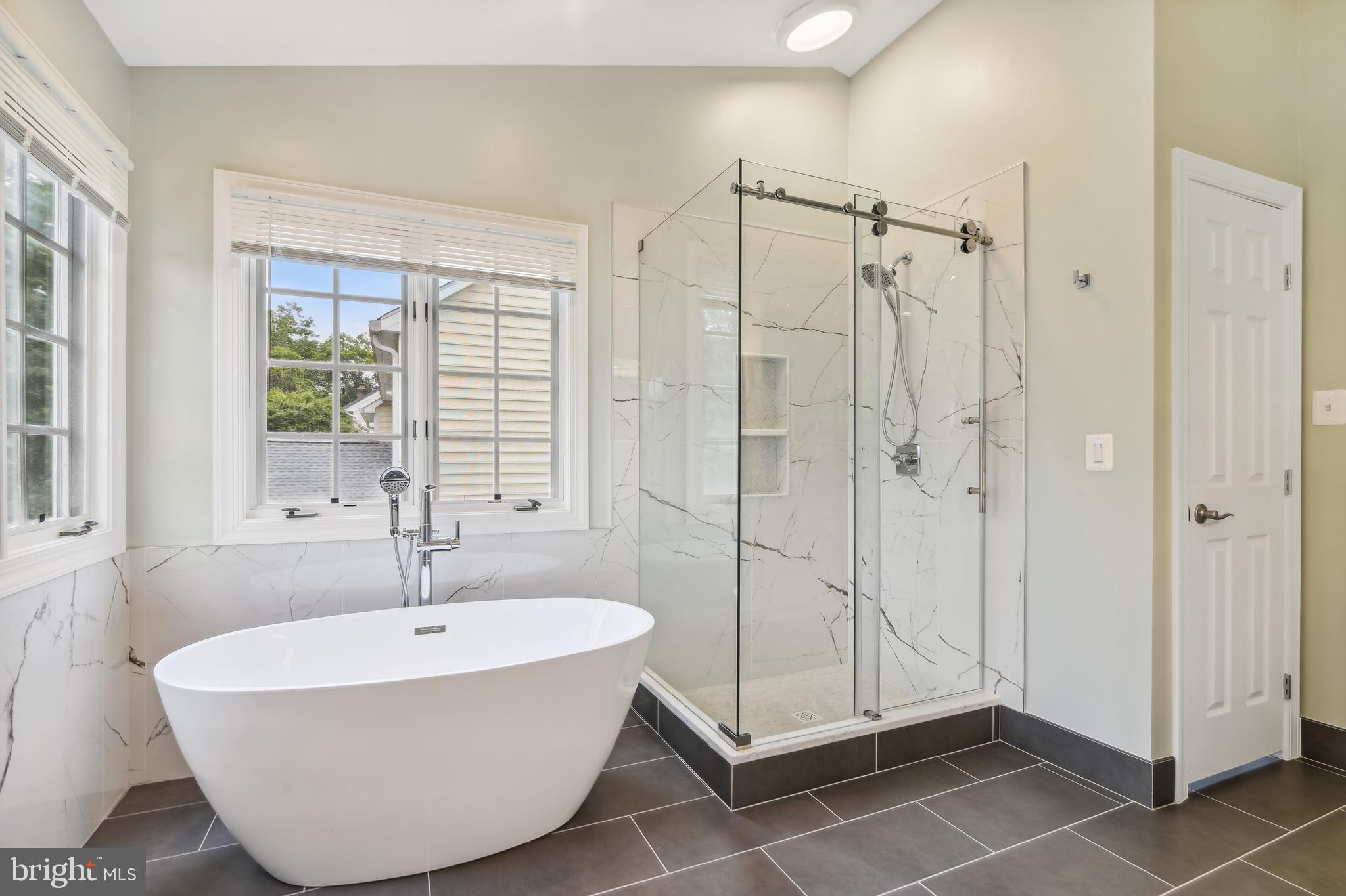 ASHBURN FARM - Residential