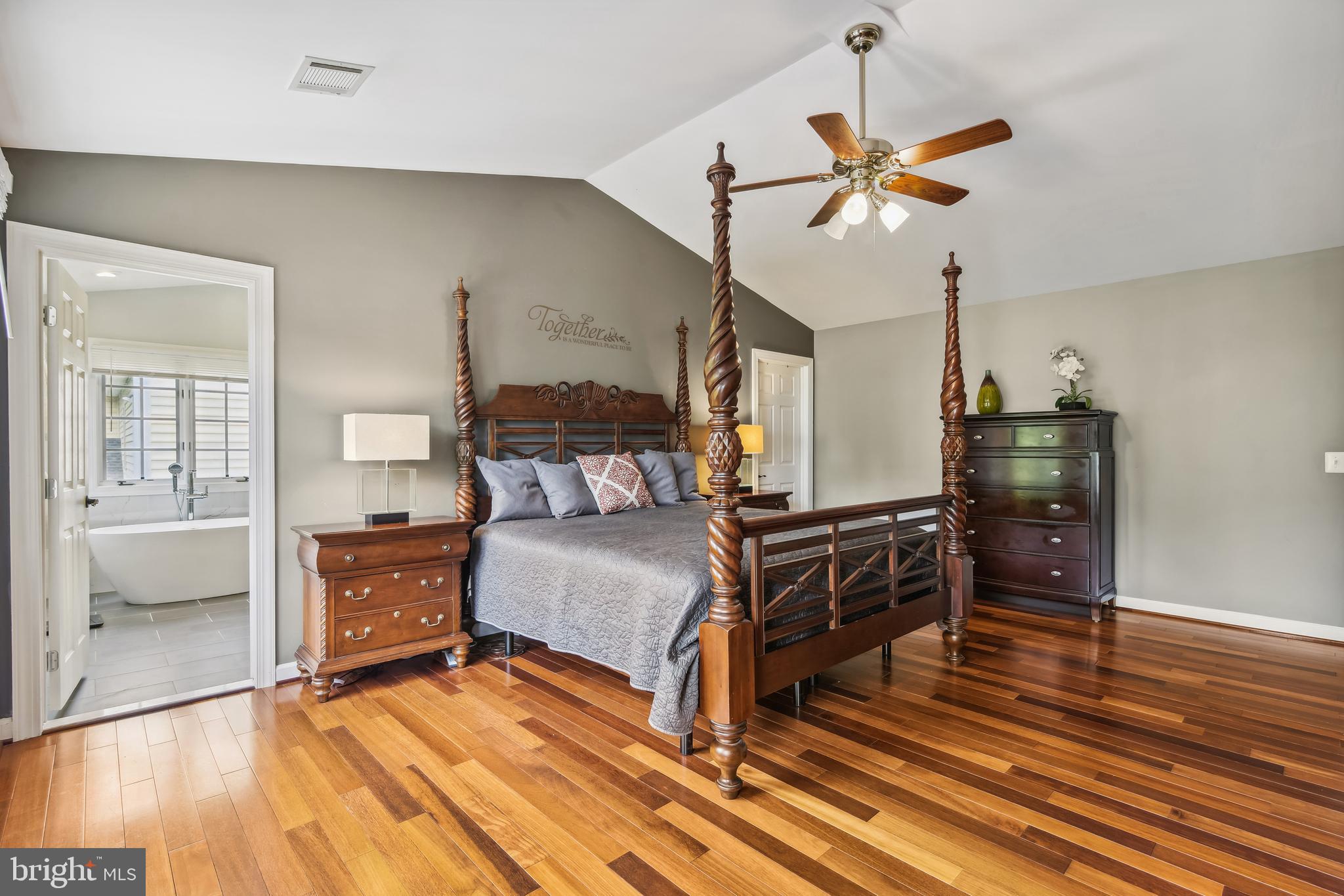 ASHBURN FARM - Residential