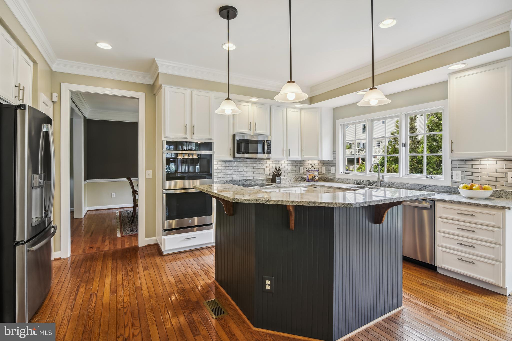 ASHBURN FARM - Residential