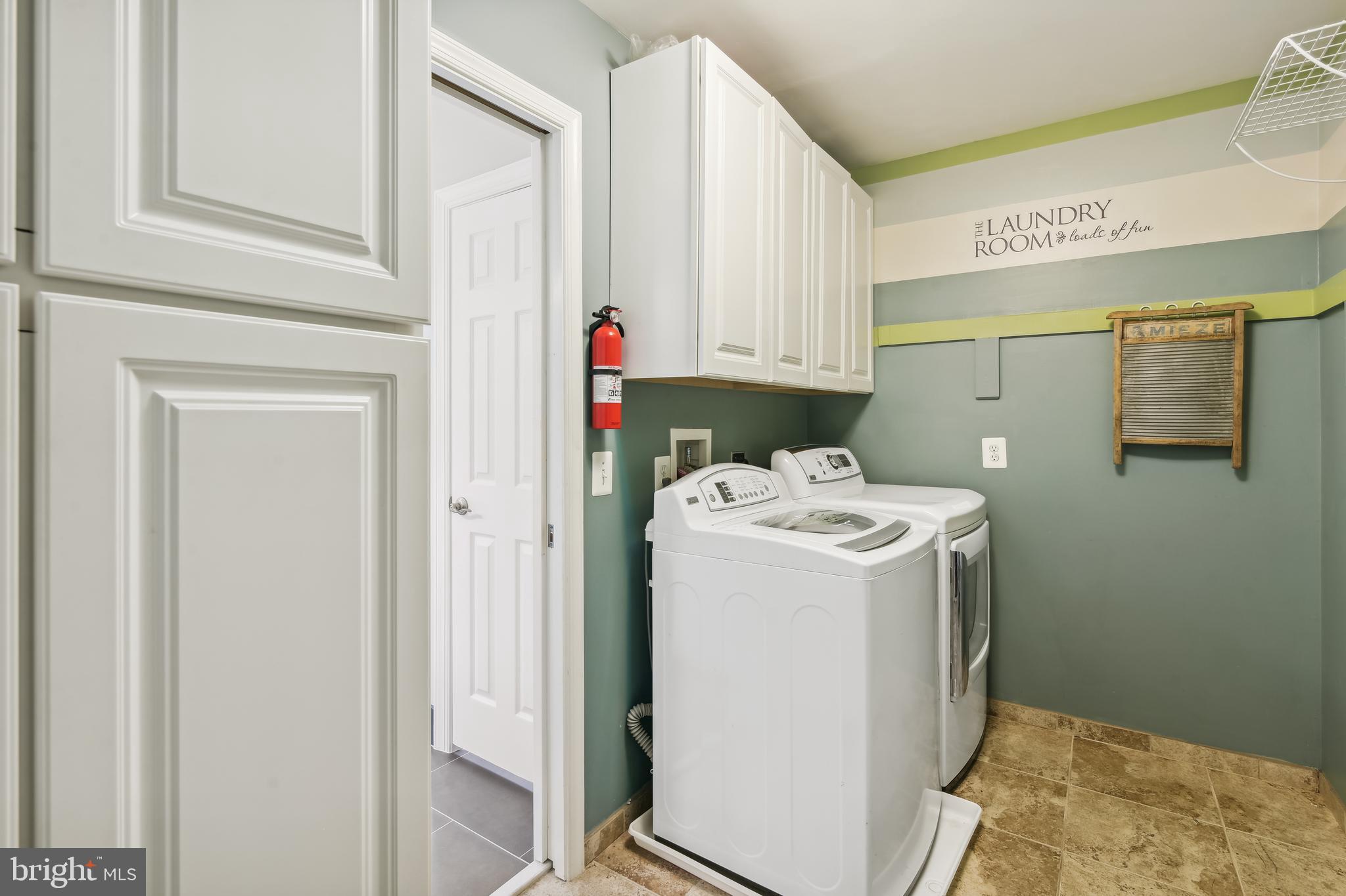 ASHBURN FARM - Residential