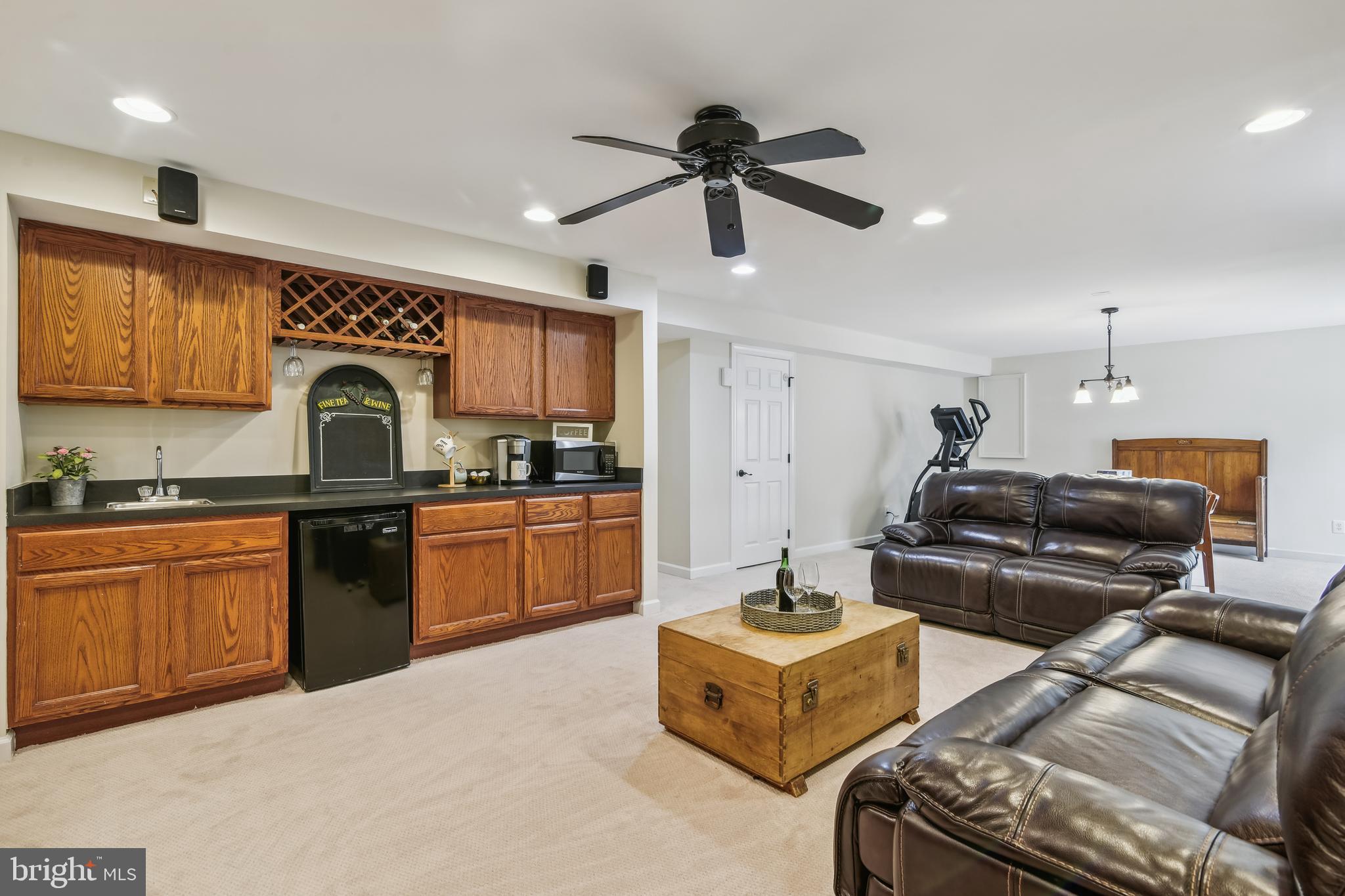 ASHBURN FARM - Residential