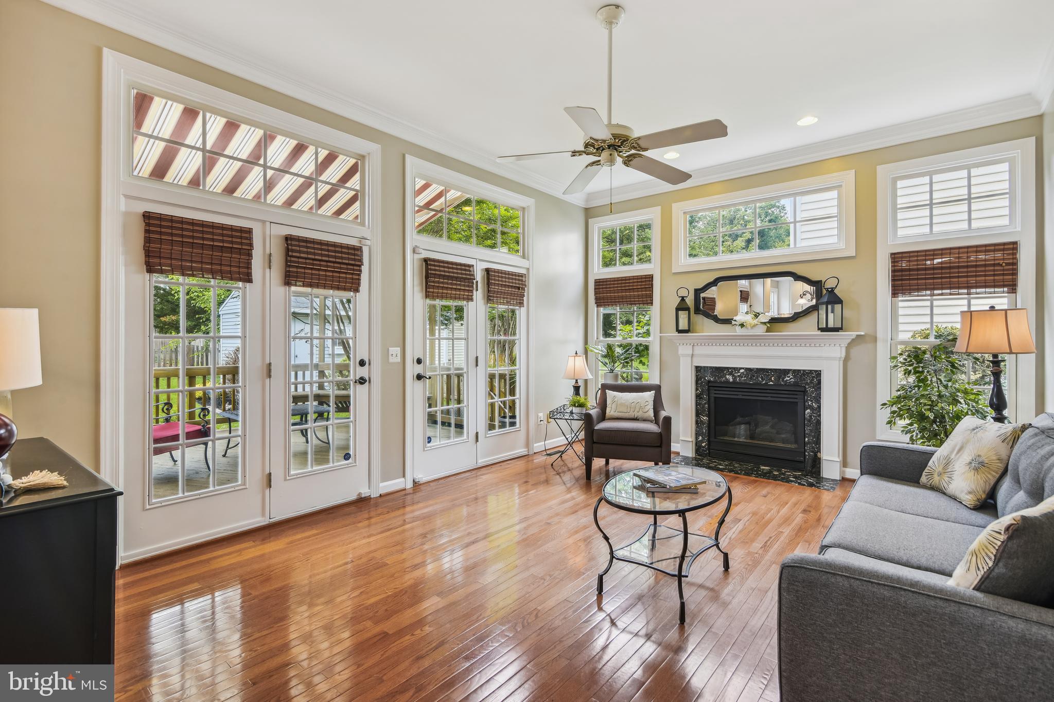 ASHBURN FARM - Residential