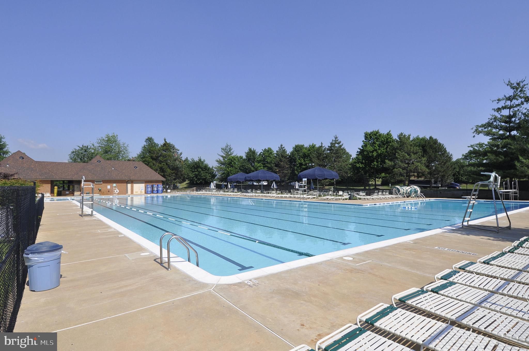 ASHBURN FARM - Residential