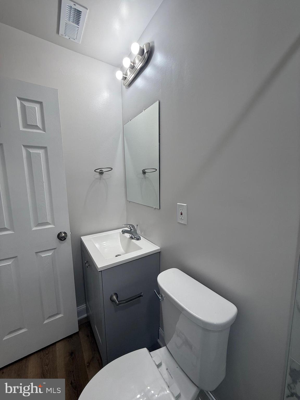 MADISON EASTEND - Residential Lease