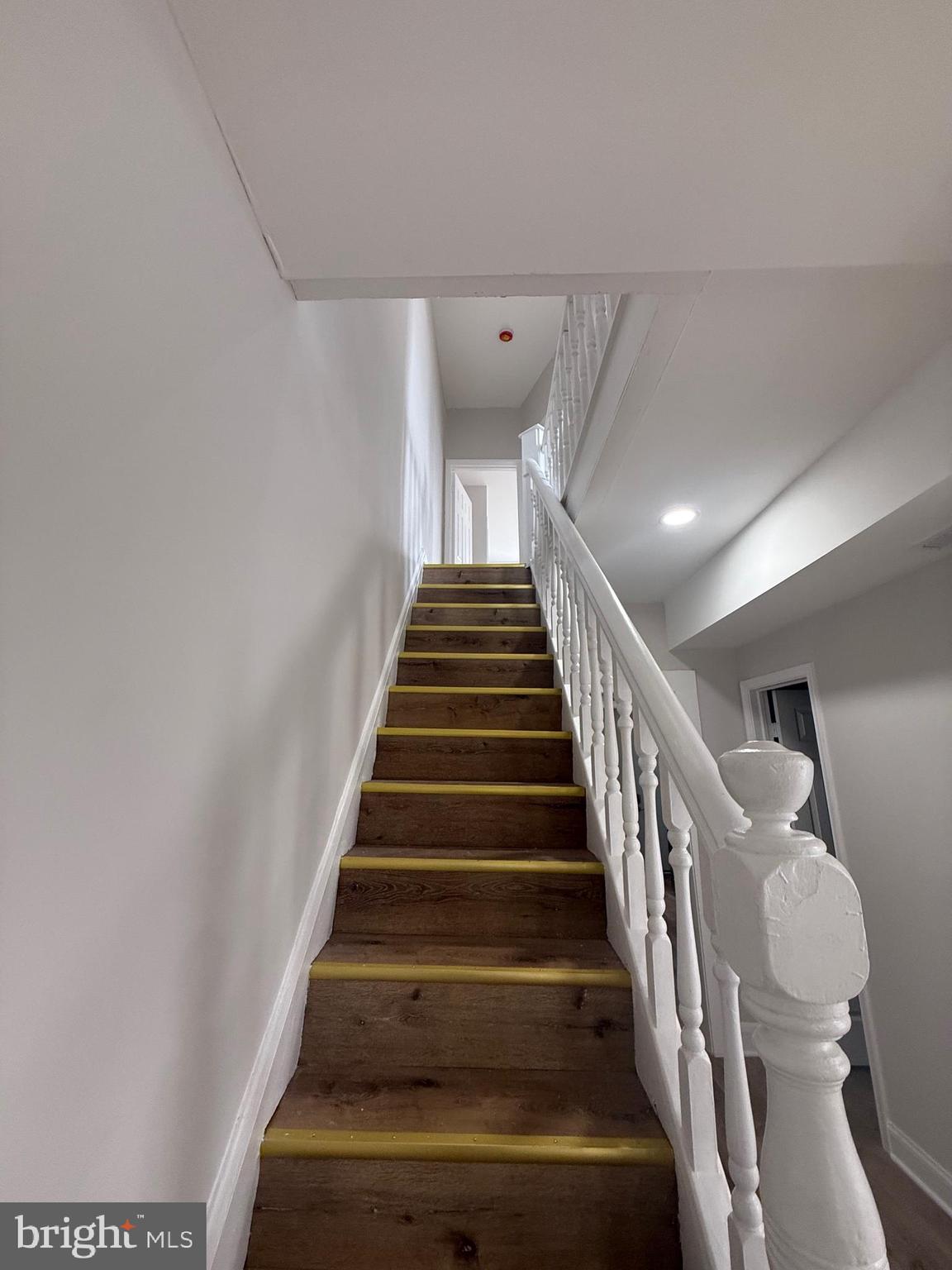 MADISON EASTEND - Residential Lease