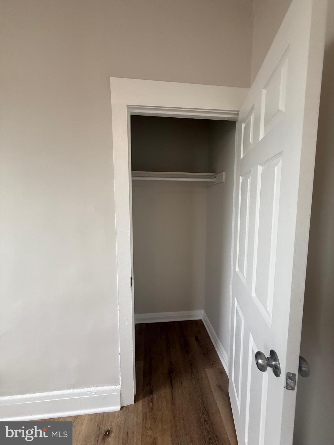 MADISON EASTEND - Residential Lease