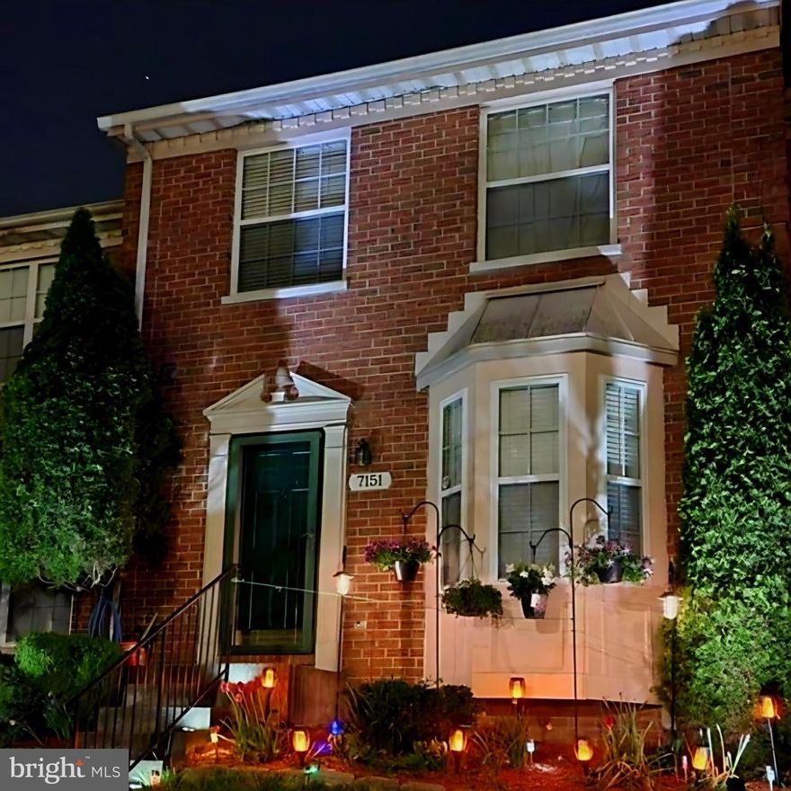 Brick Fron, 4 bedroom 4 bath  TH in Great Area! Large eat in kitchen, open dining and living room. Large bathroom in down stairs  bedroom with bonus room/ office. all new appliances  stay with full price offer.
Property may be seen almost anytime. Recent updates, new a/c, hot water heater and roof .  Big open area  in front let's you feel less crowed then other  townhomes.  Dear walk past the back deck weekly.