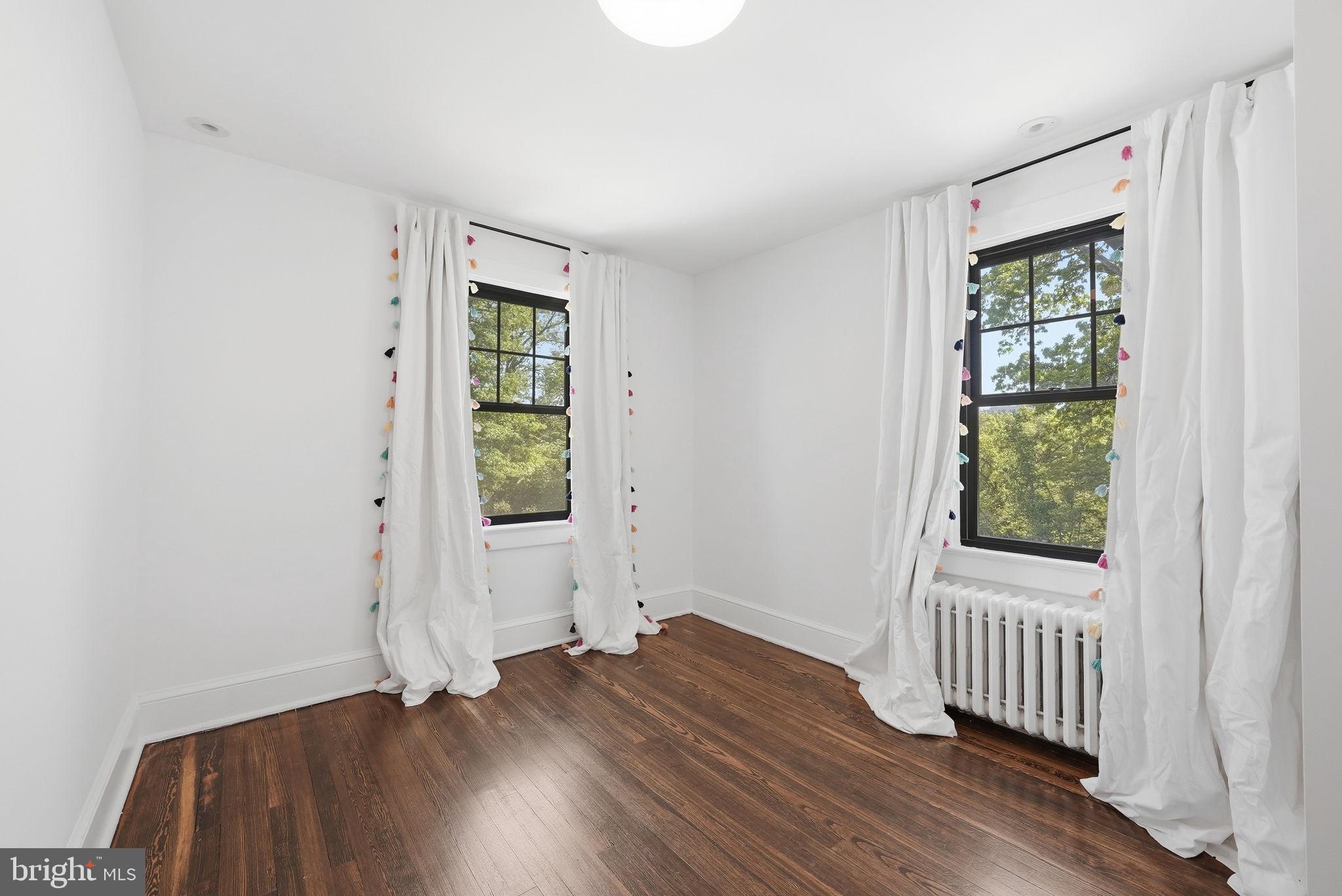 WAYCROFT - WOODLAWN - Residential