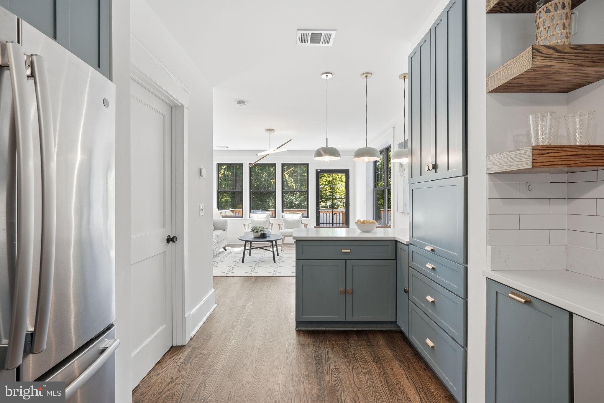 WAYCROFT - WOODLAWN - Residential