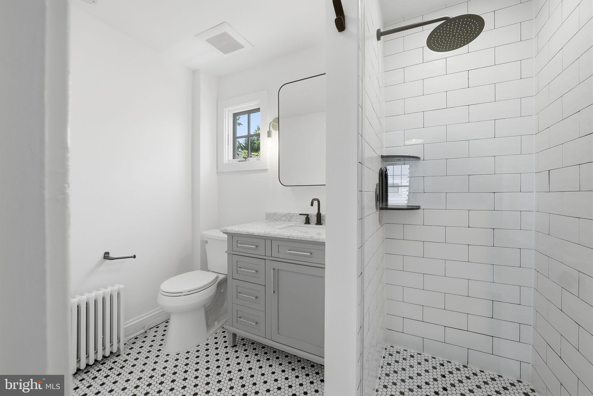 WAYCROFT - WOODLAWN - Residential