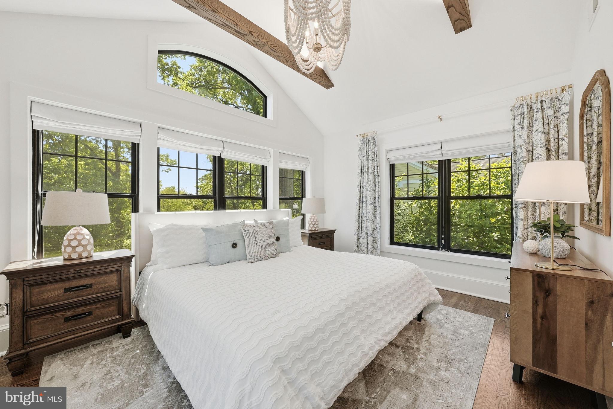 WAYCROFT - WOODLAWN - Residential