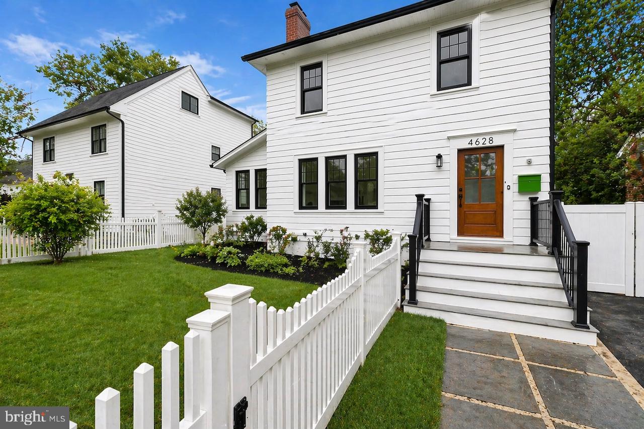 WAYCROFT - WOODLAWN - Residential