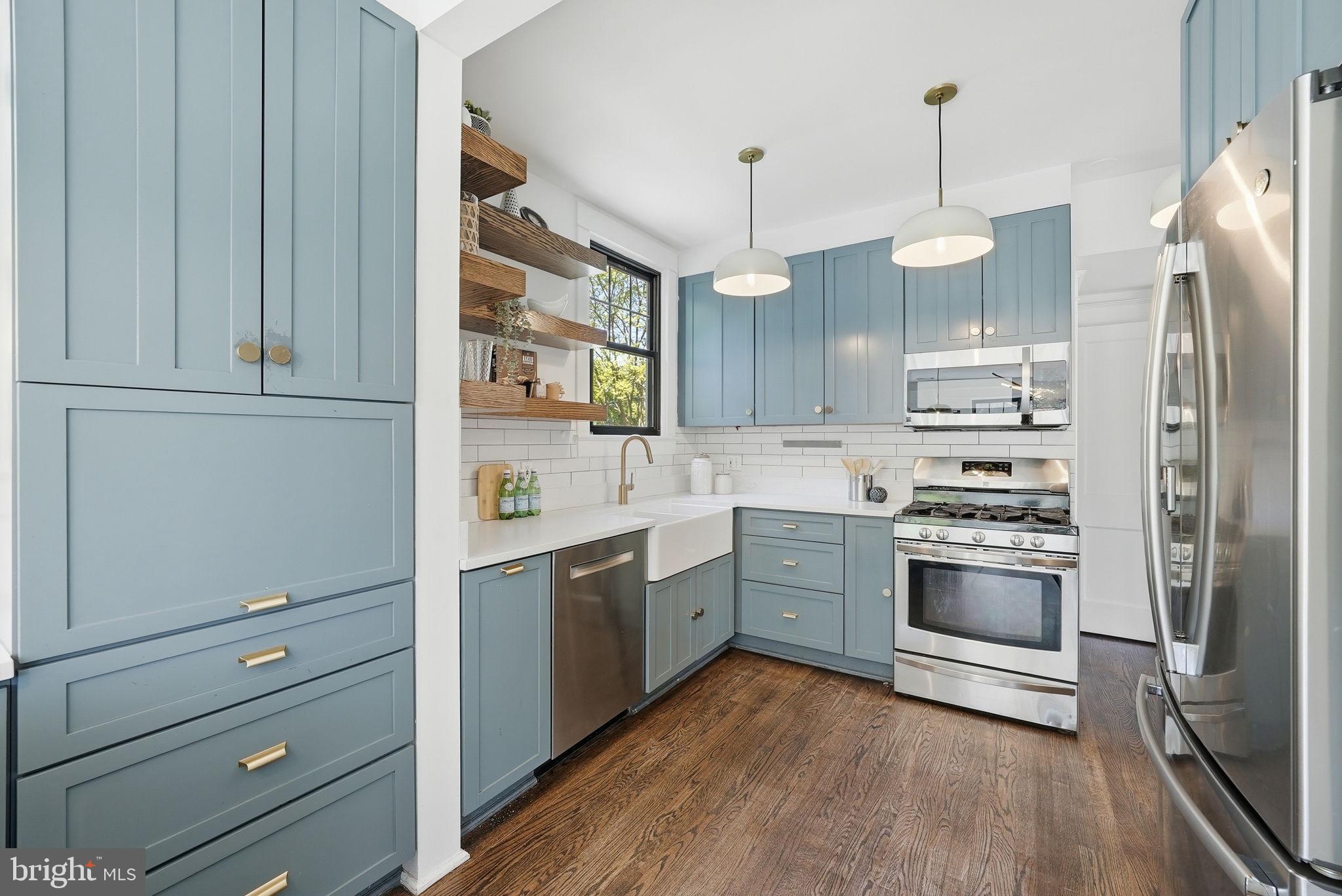 WAYCROFT - WOODLAWN - Residential