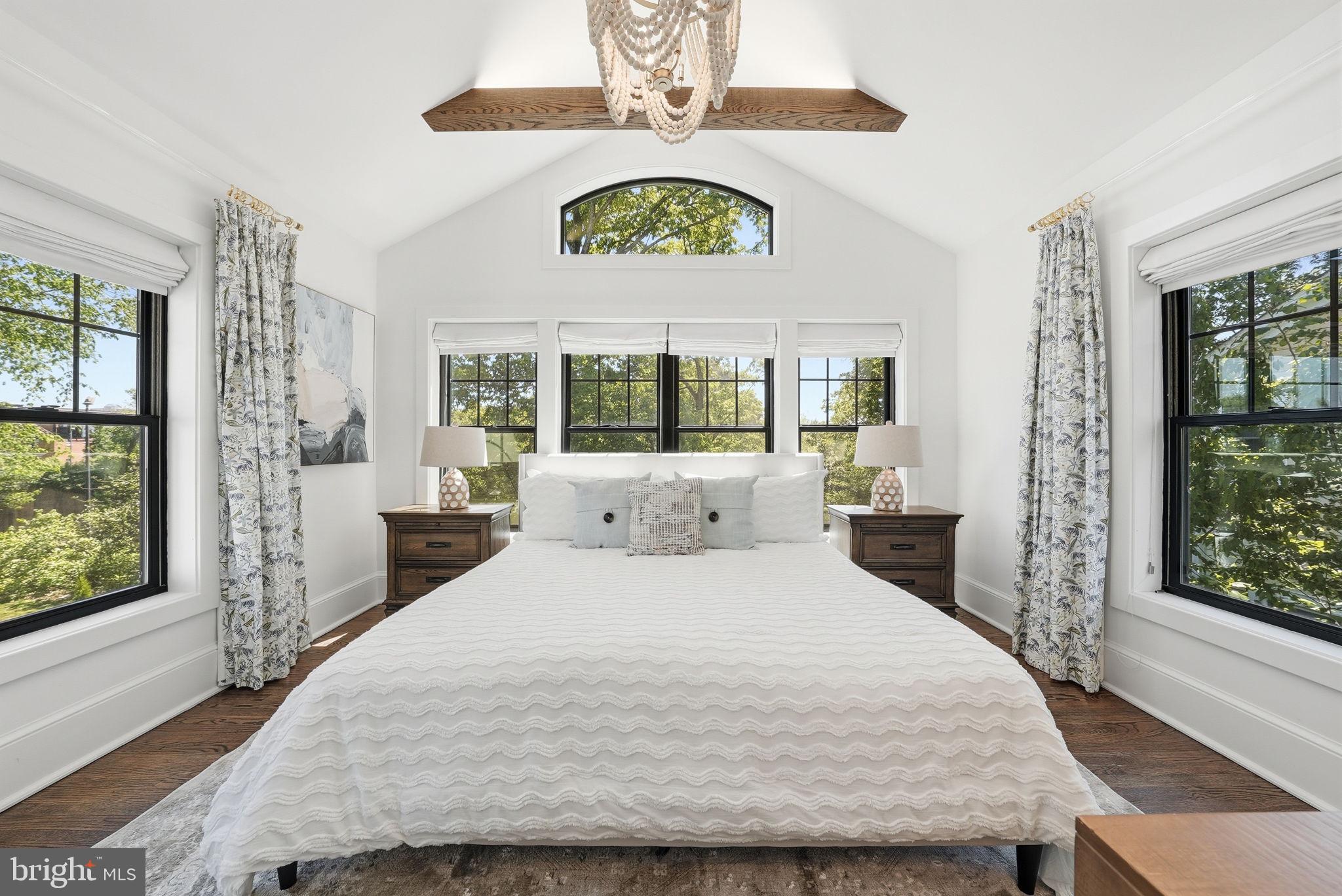 WAYCROFT - WOODLAWN - Residential