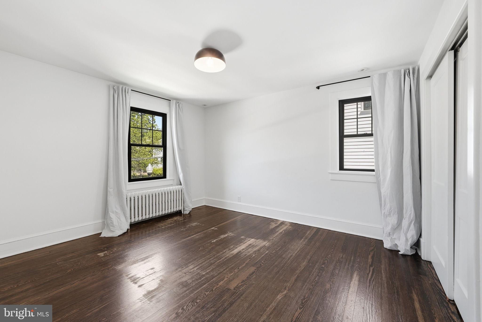 WAYCROFT - WOODLAWN - Residential