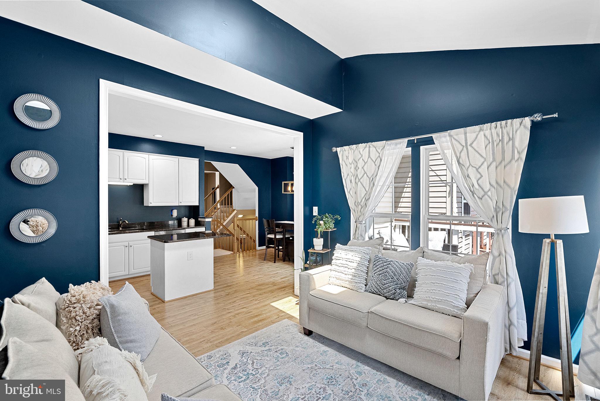 POTOMAC LAKES - Residential