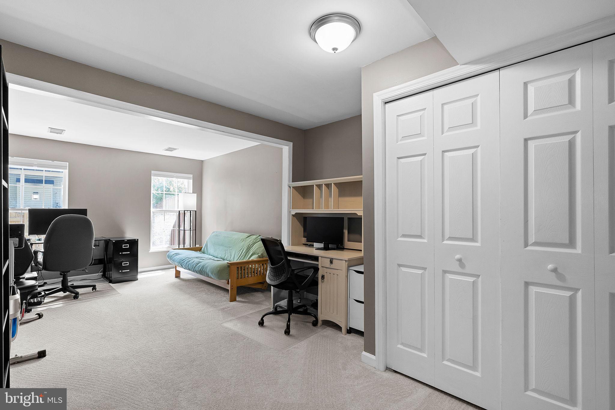 POTOMAC LAKES - Residential