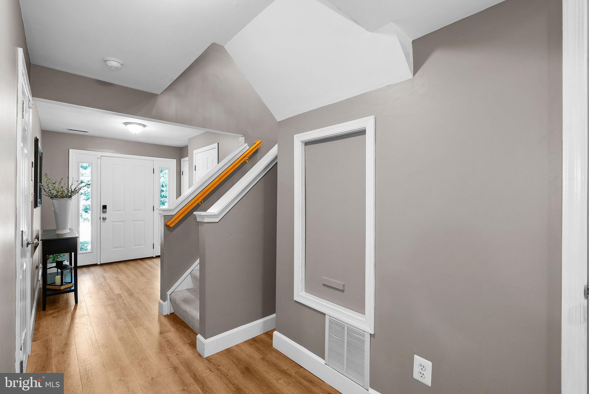 POTOMAC LAKES - Residential