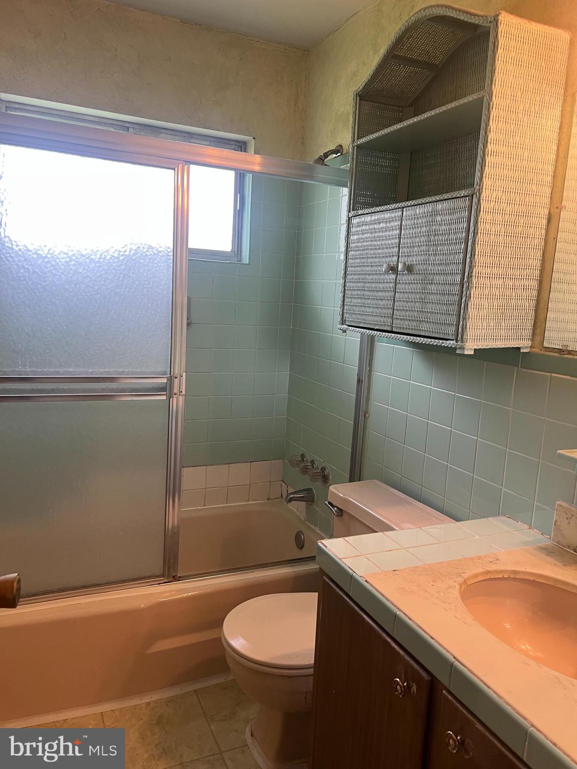 5933 RAWLEY PIKE
