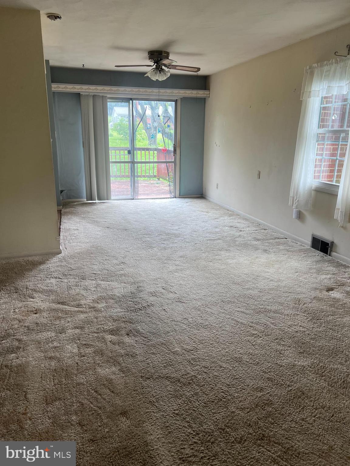 5933 RAWLEY PIKE