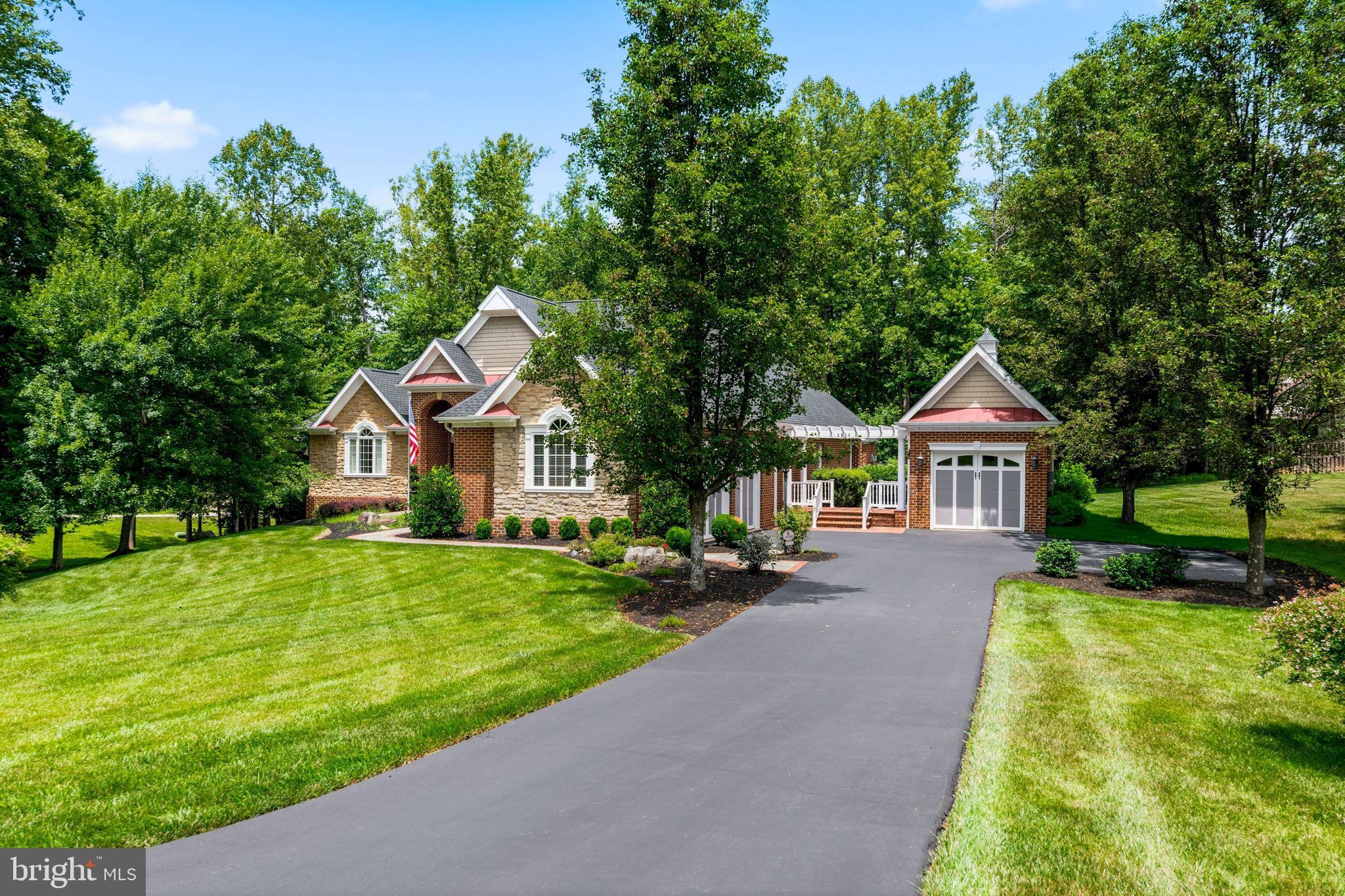 5200 TRUNNION TRAIL
