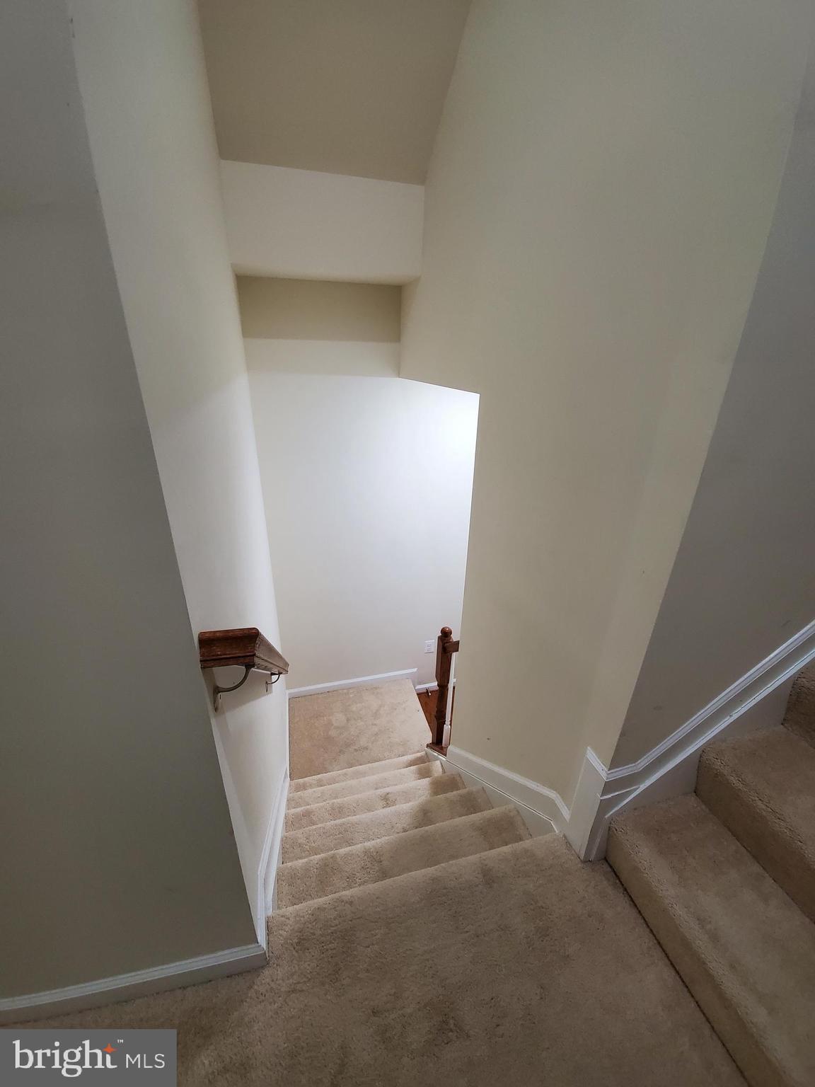 DANE RIDGE CONDO - Residential Lease