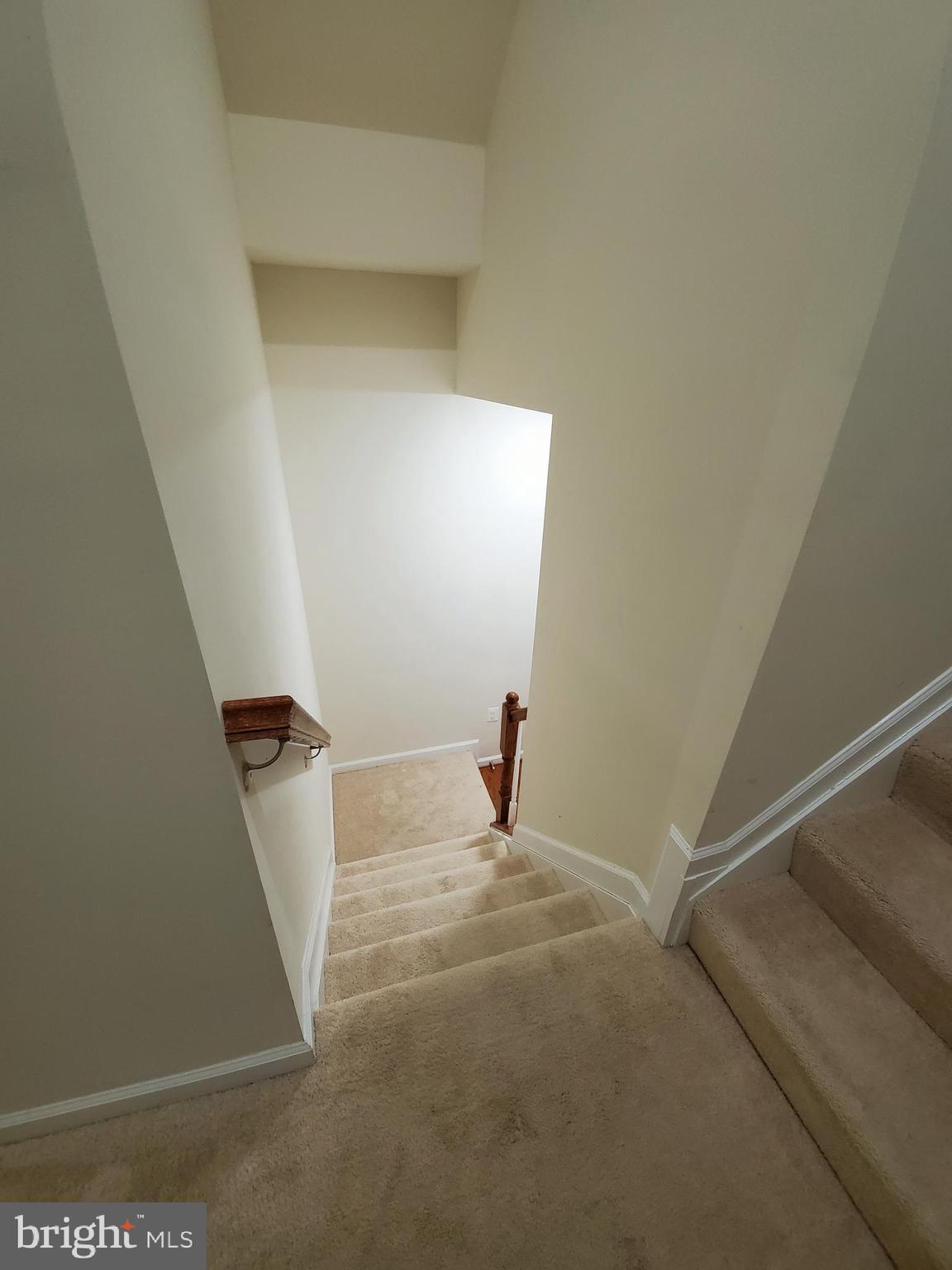 DANE RIDGE CONDO - Residential Lease