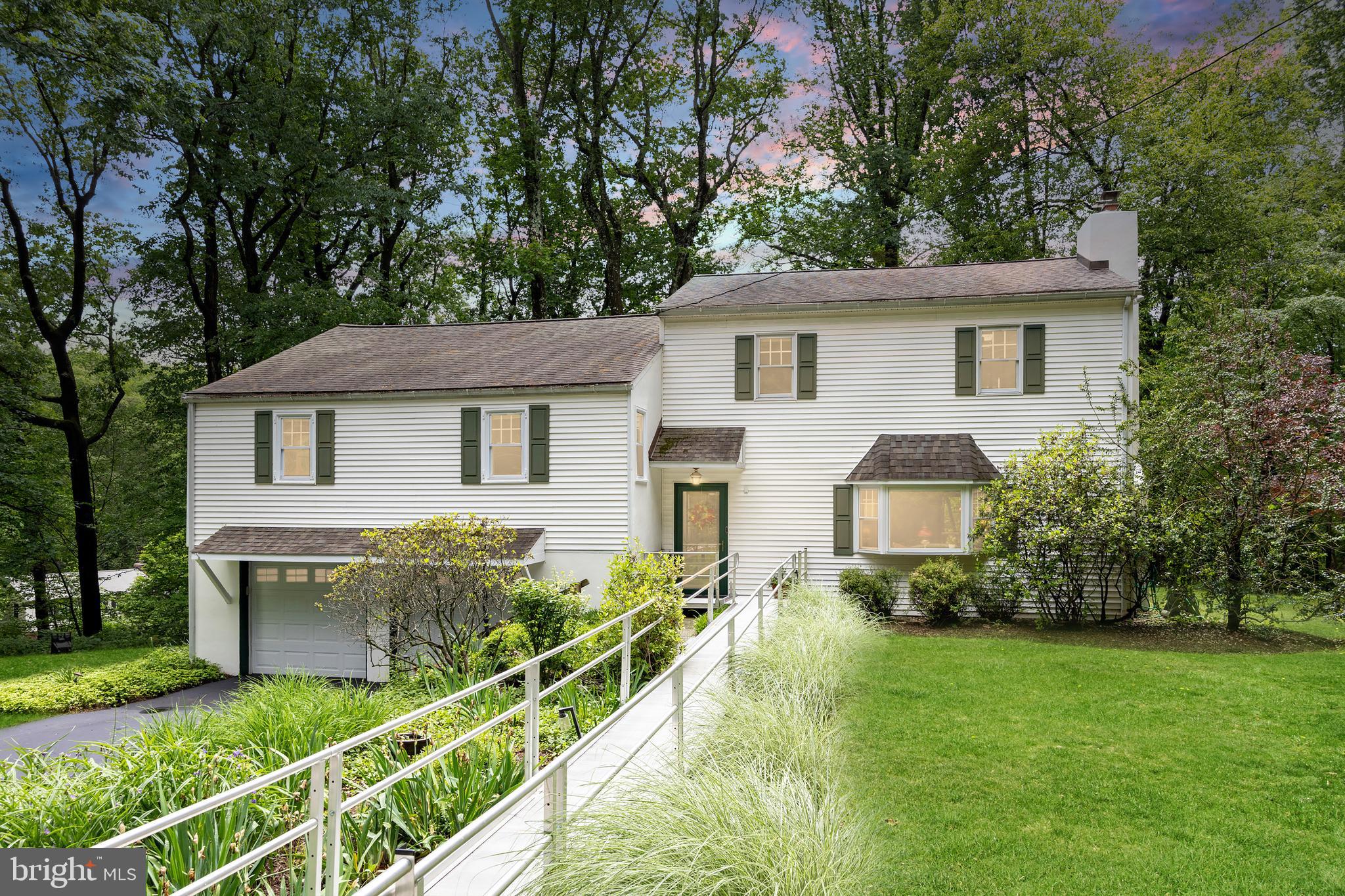 DAYLESFORD ESTATES - Residential