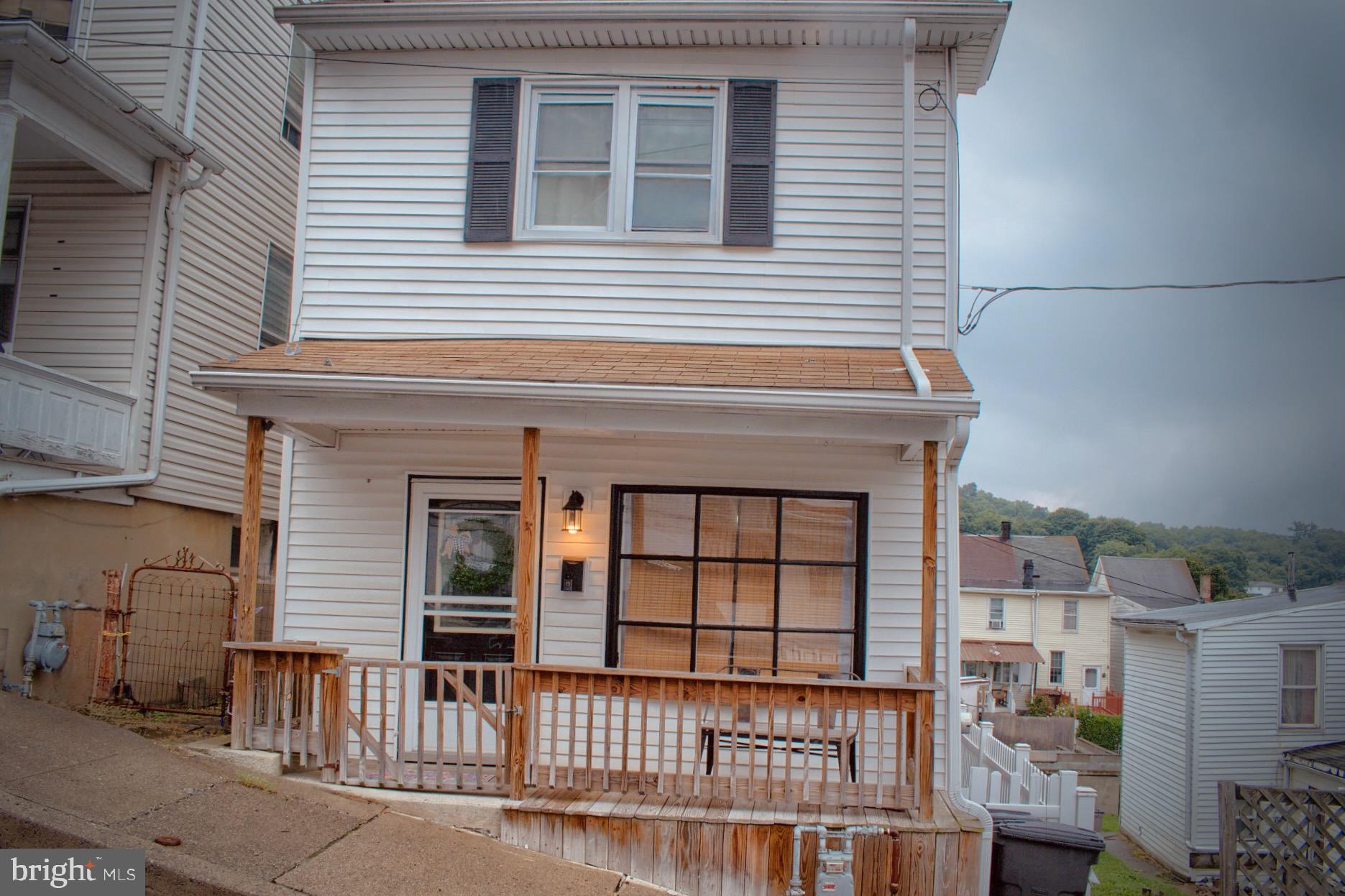 1113 N SHAMOKIN STREET