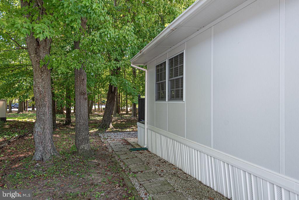 122 SKIPJACK CIRCLE