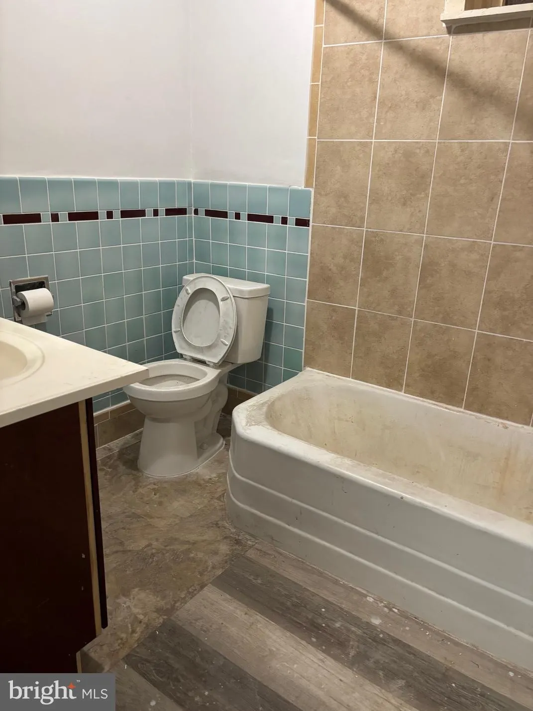 Mount Carmel, Pennsylvania 17851, United States, 8 Bedrooms Bedrooms, ,Residential,Active,206285