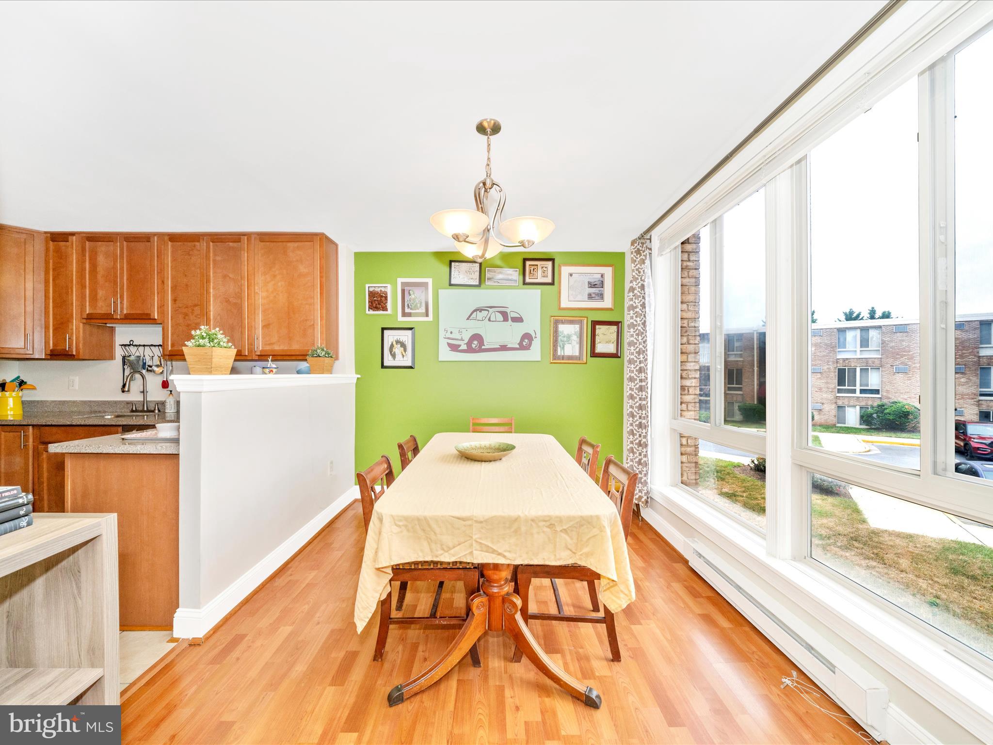 JEFFERSON CHASE - Residential