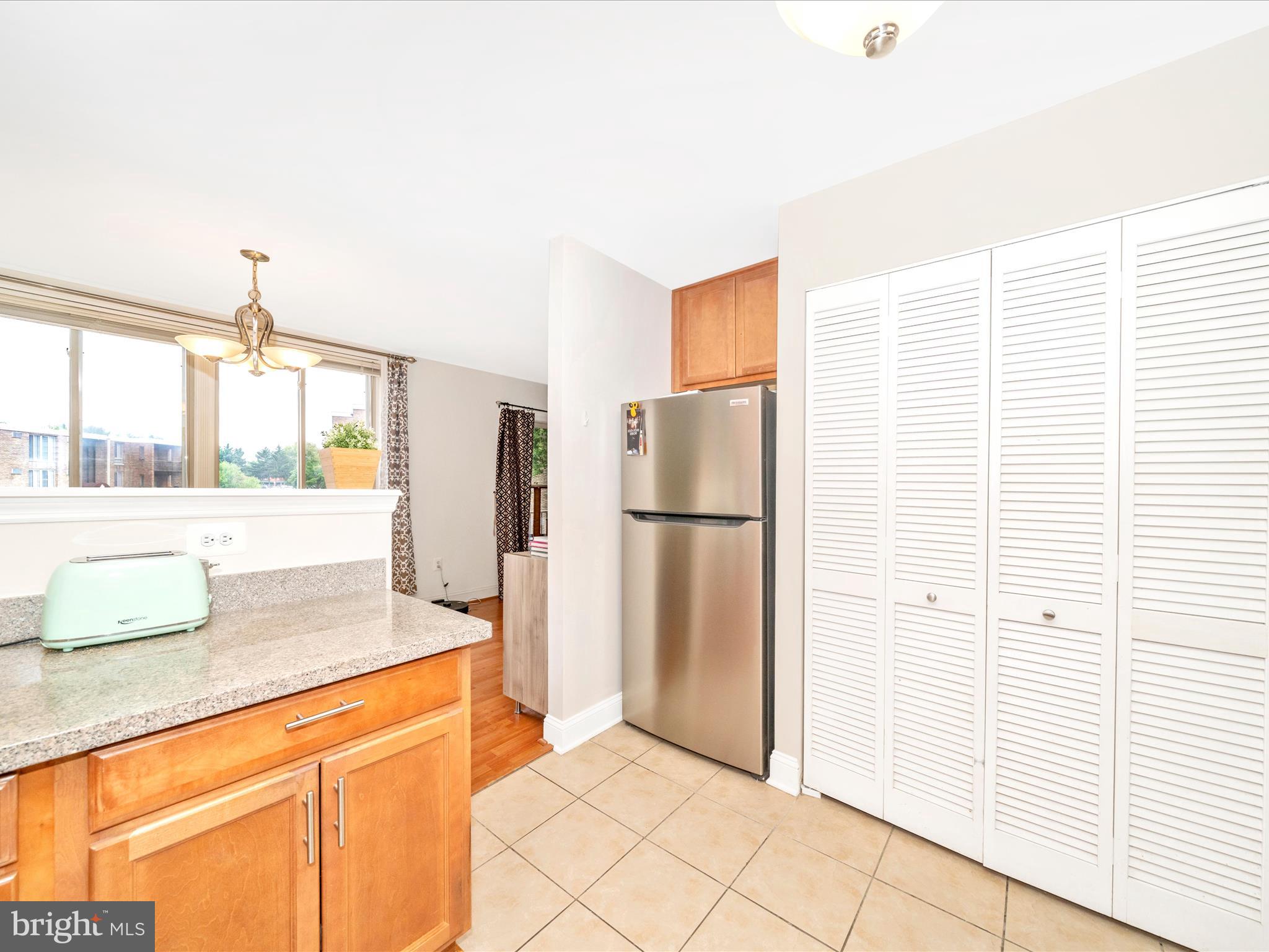 JEFFERSON CHASE - Residential