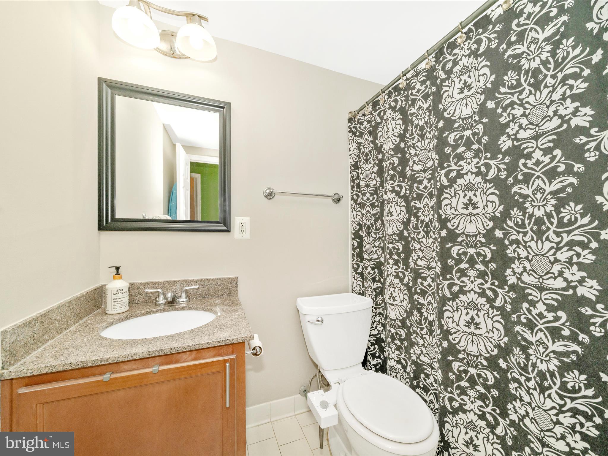 JEFFERSON CHASE - Residential