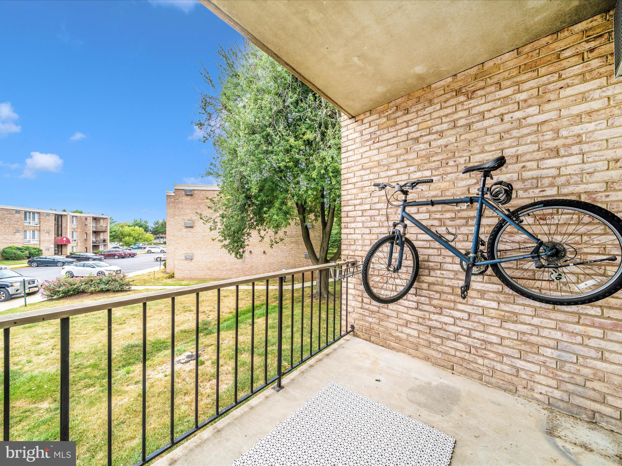 JEFFERSON CHASE - Residential