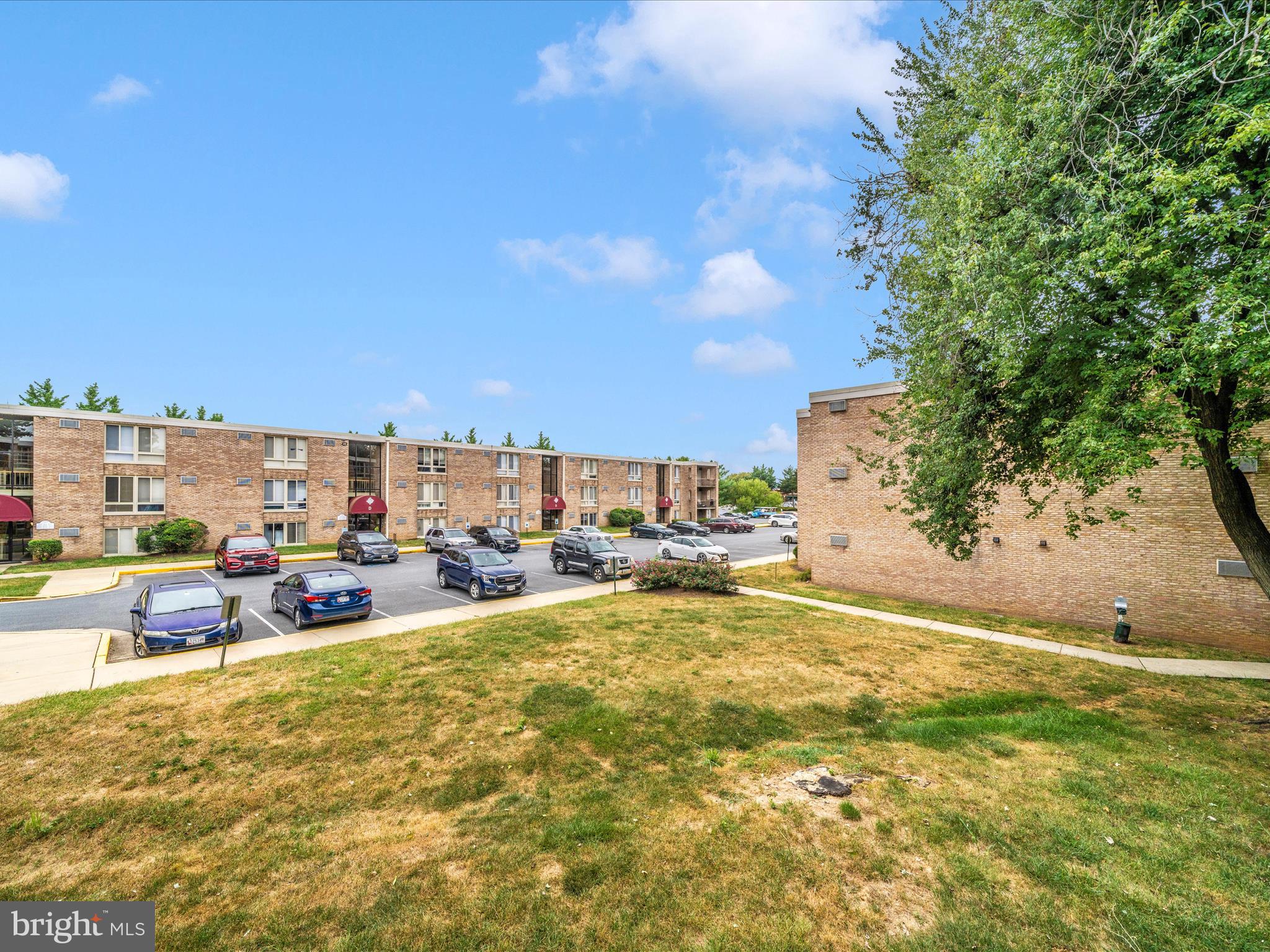 JEFFERSON CHASE - Residential