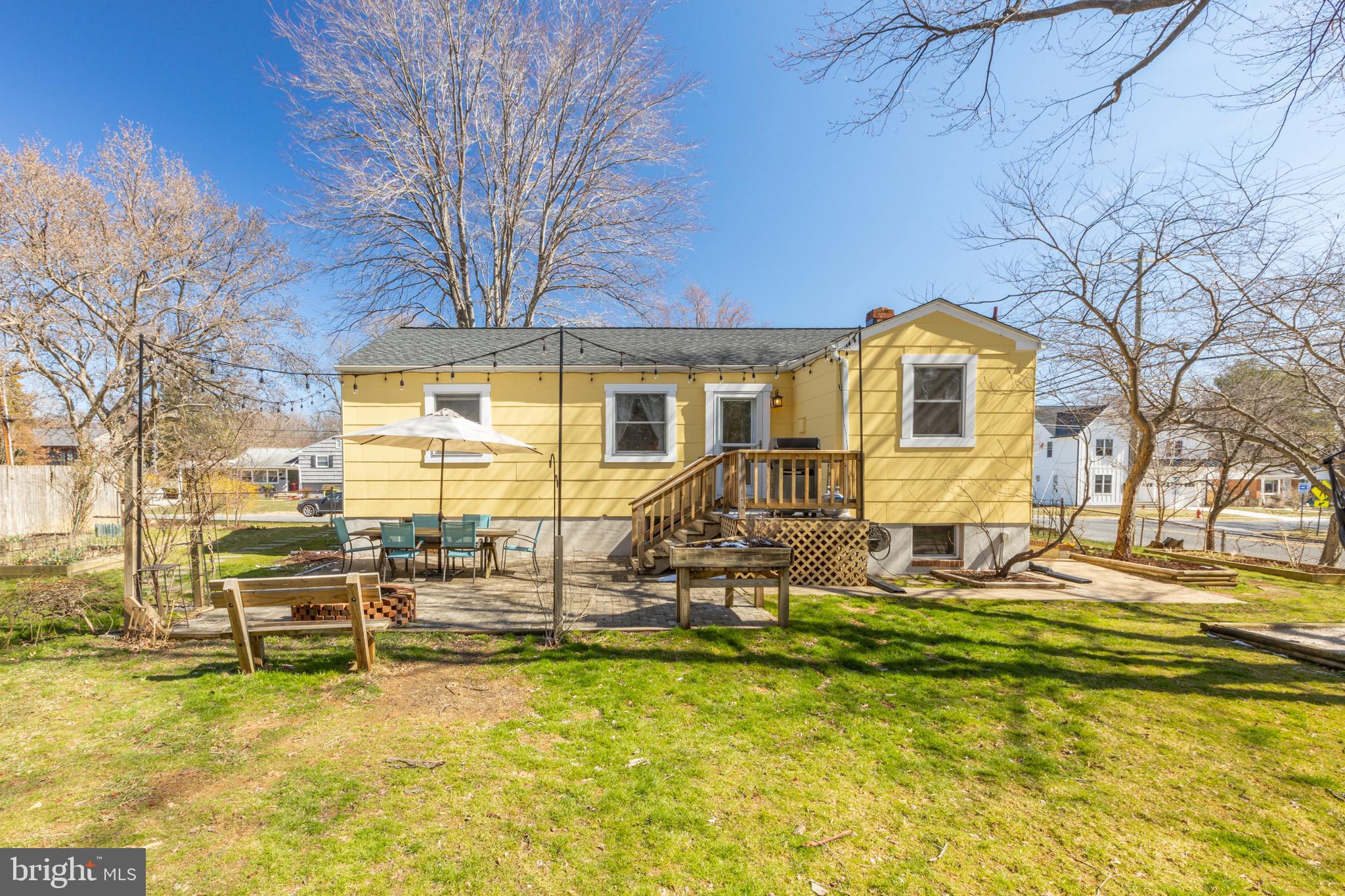 VIENNA WOODS - Residential