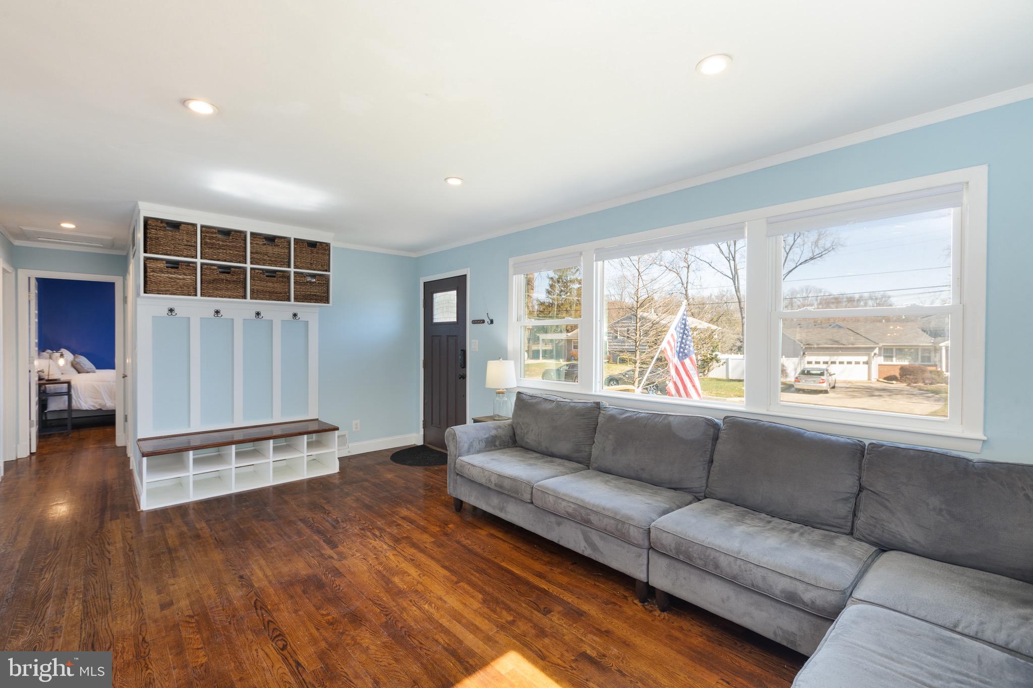 VIENNA WOODS - Residential