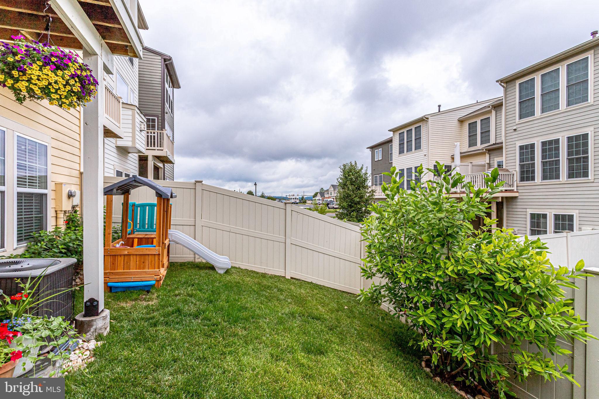 OAKLAWN - Residential