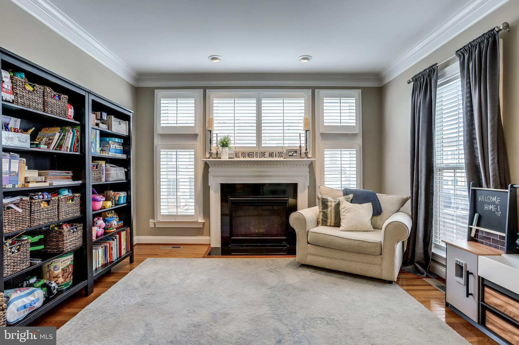 OAKLAWN - Residential