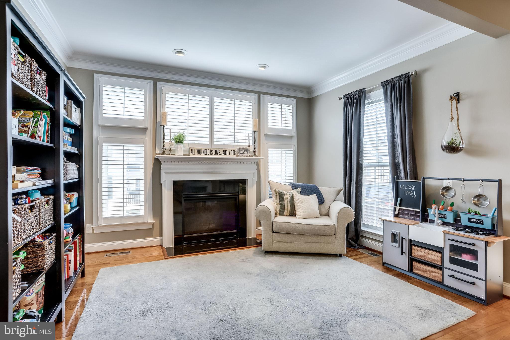 OAKLAWN - Residential