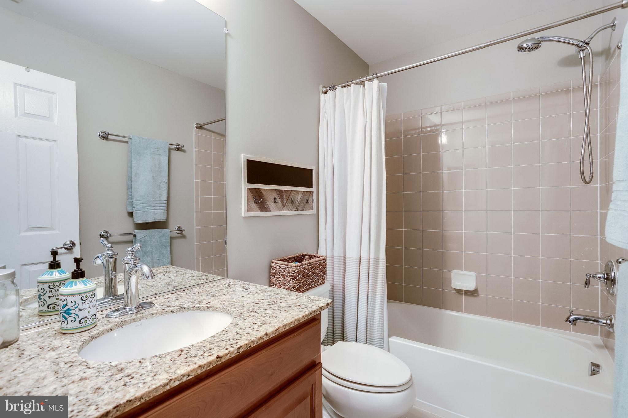 OAKLAWN - Residential