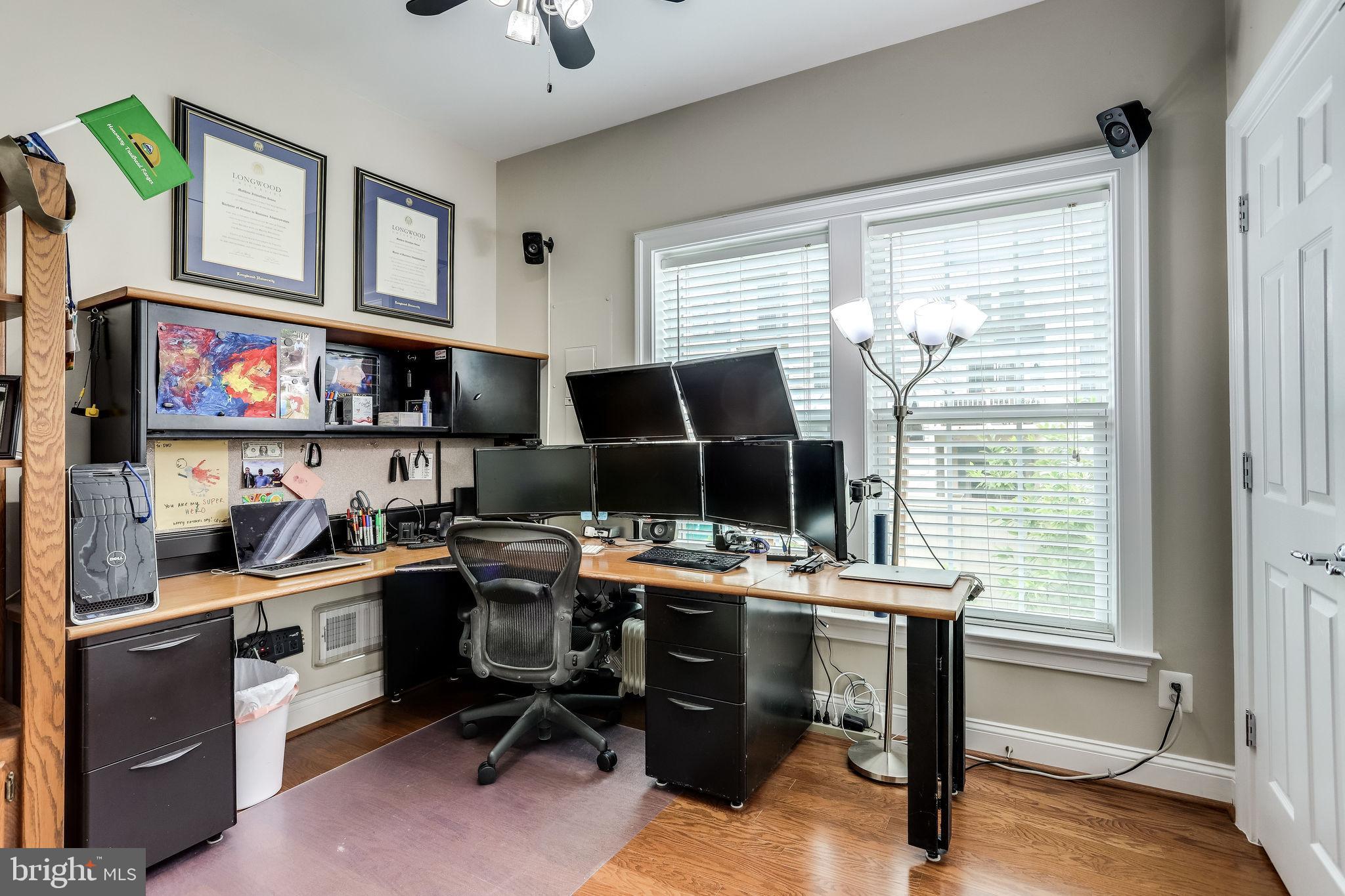 OAKLAWN - Residential