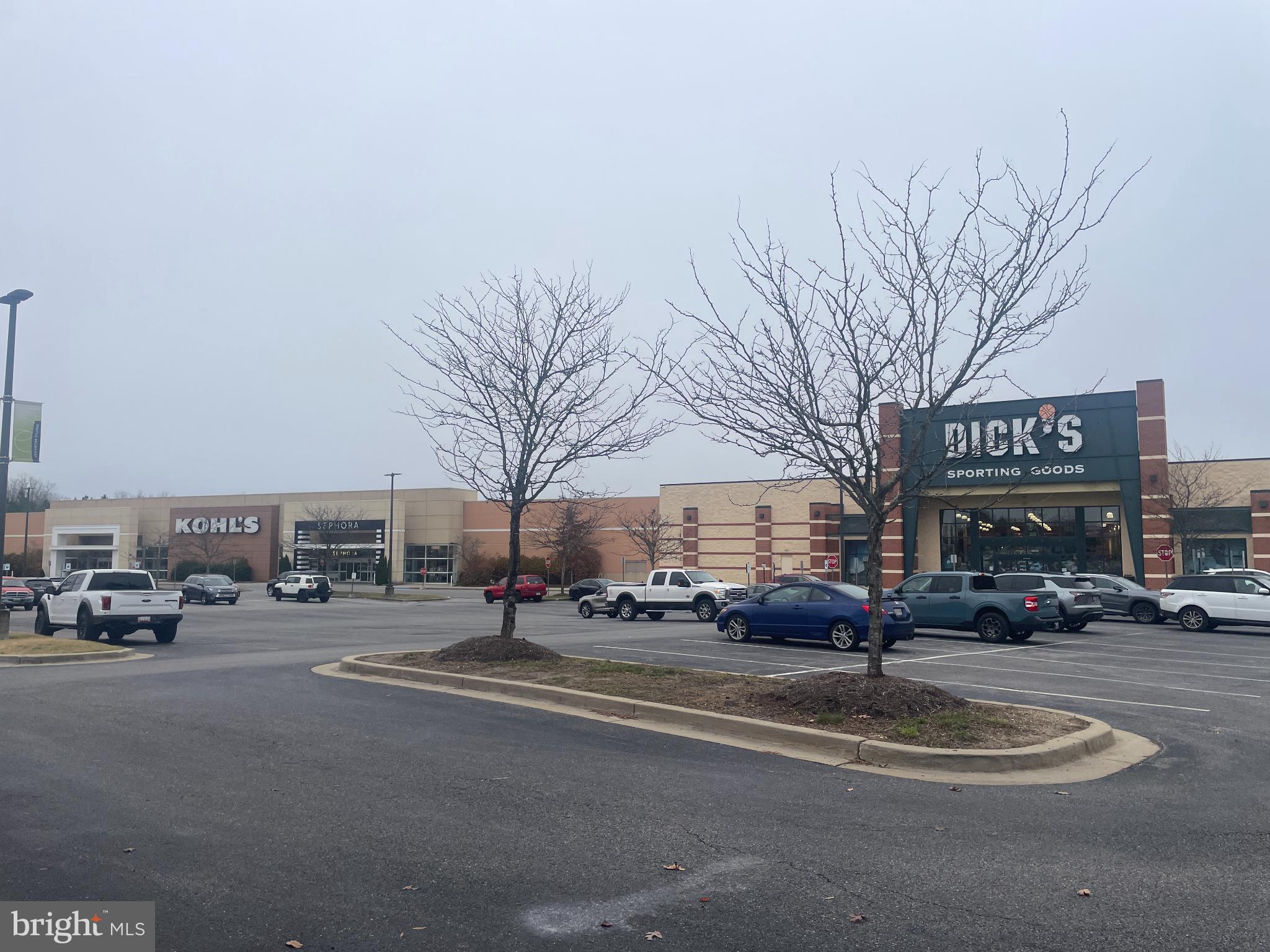 46300 LEXINGTON VILLAGE WAY