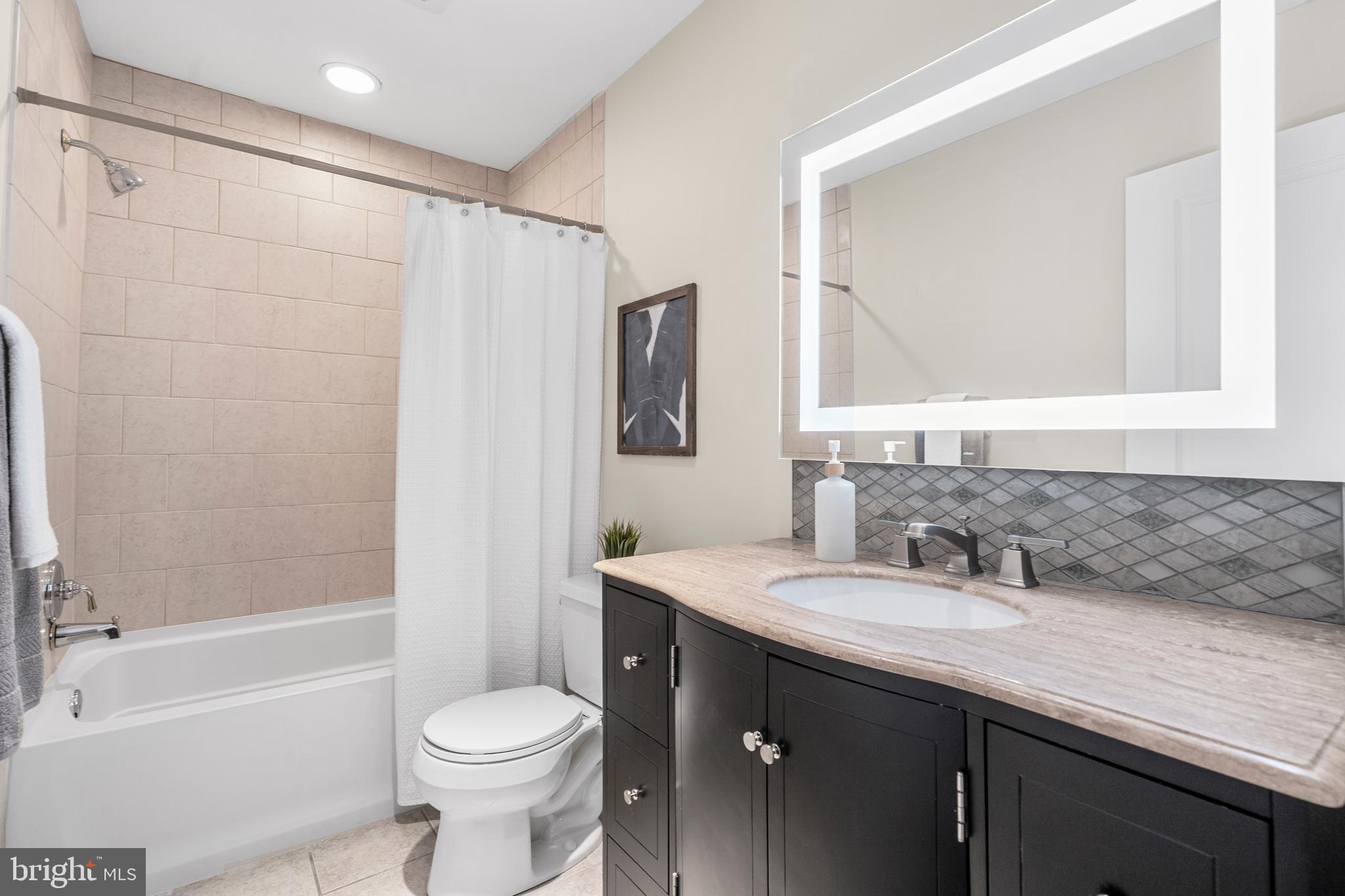 CHESTERBROOK WOODS - Residential