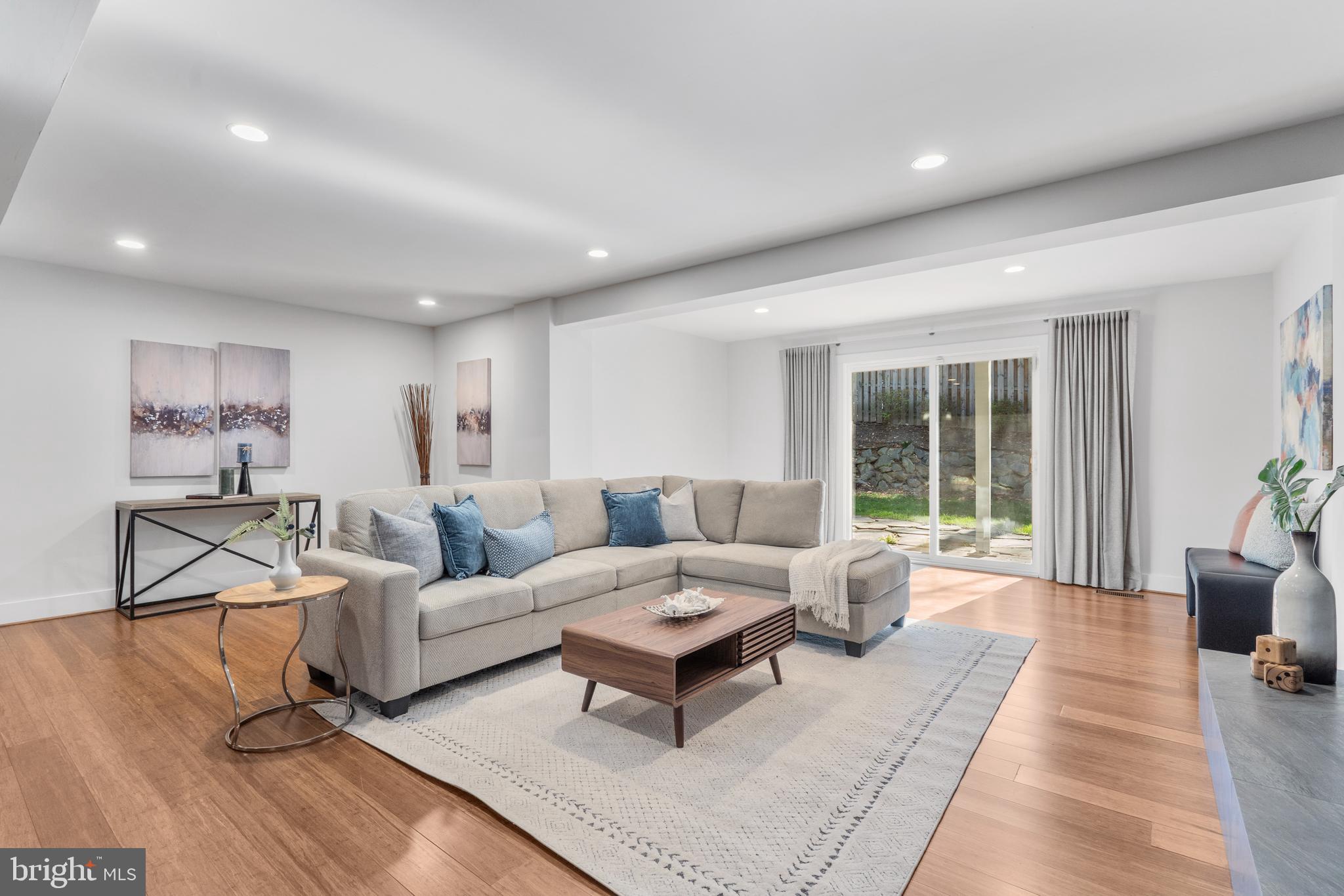 CHESTERBROOK WOODS - Residential