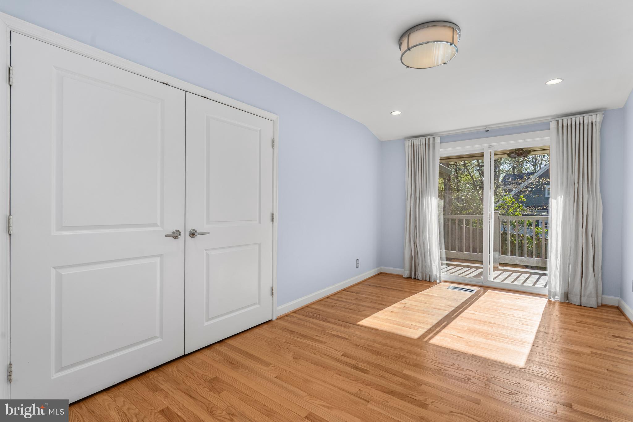 CHESTERBROOK WOODS - Residential