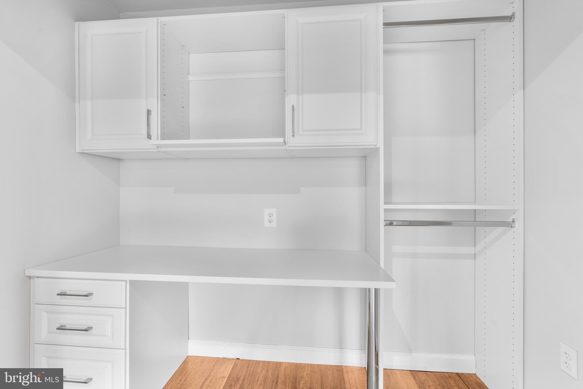 CHESTERBROOK WOODS - Residential