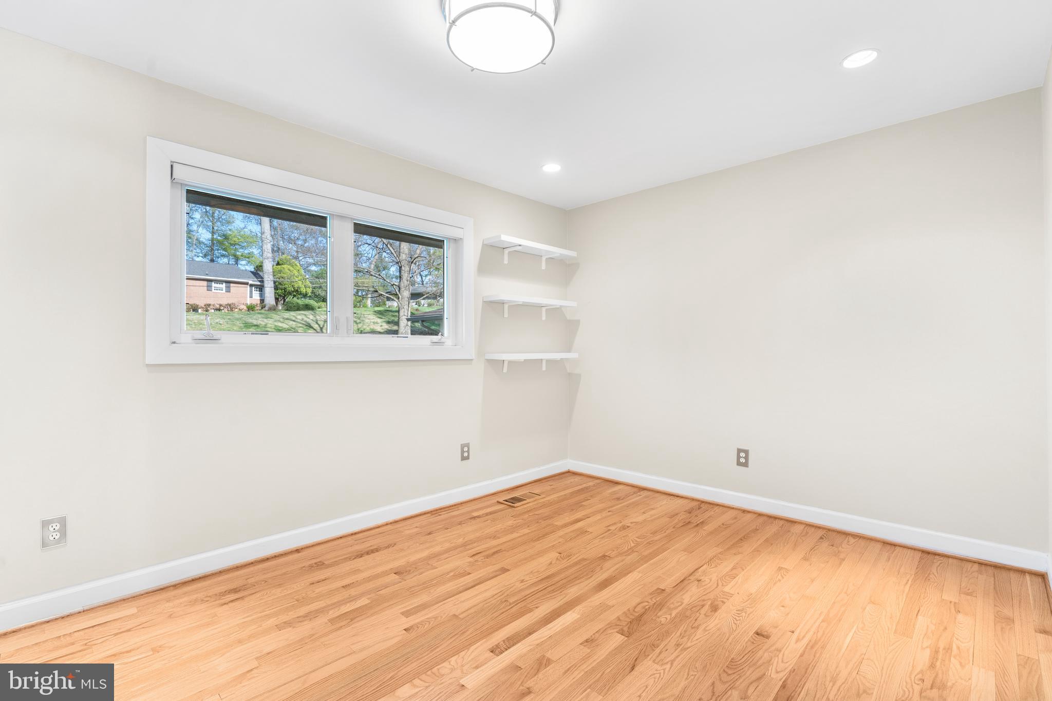 CHESTERBROOK WOODS - Residential