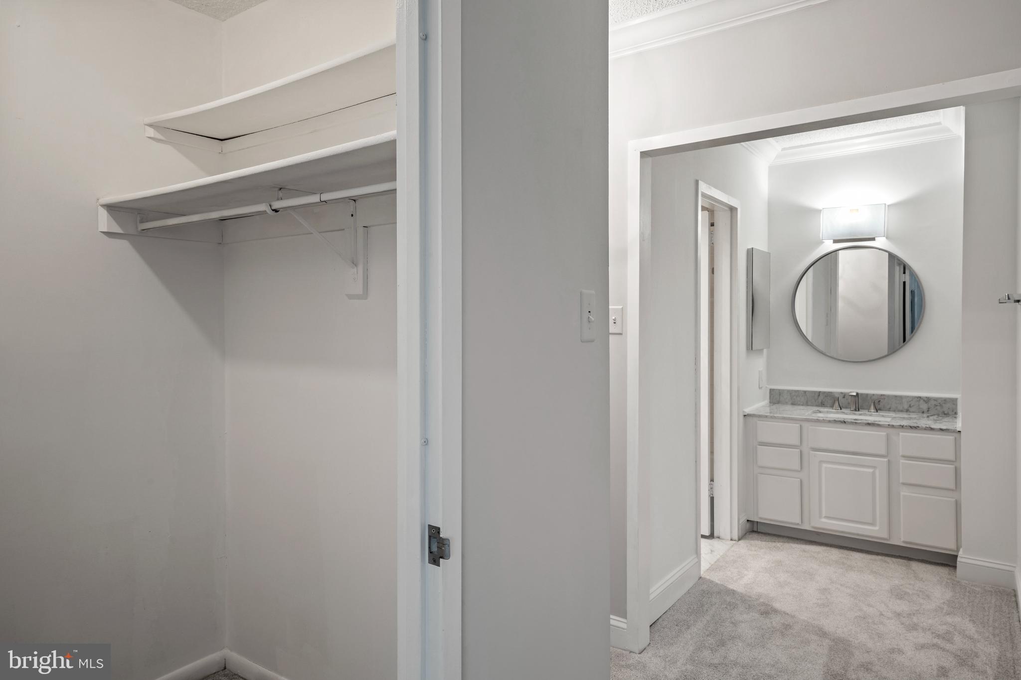 SKYLINE PLAZA - Residential